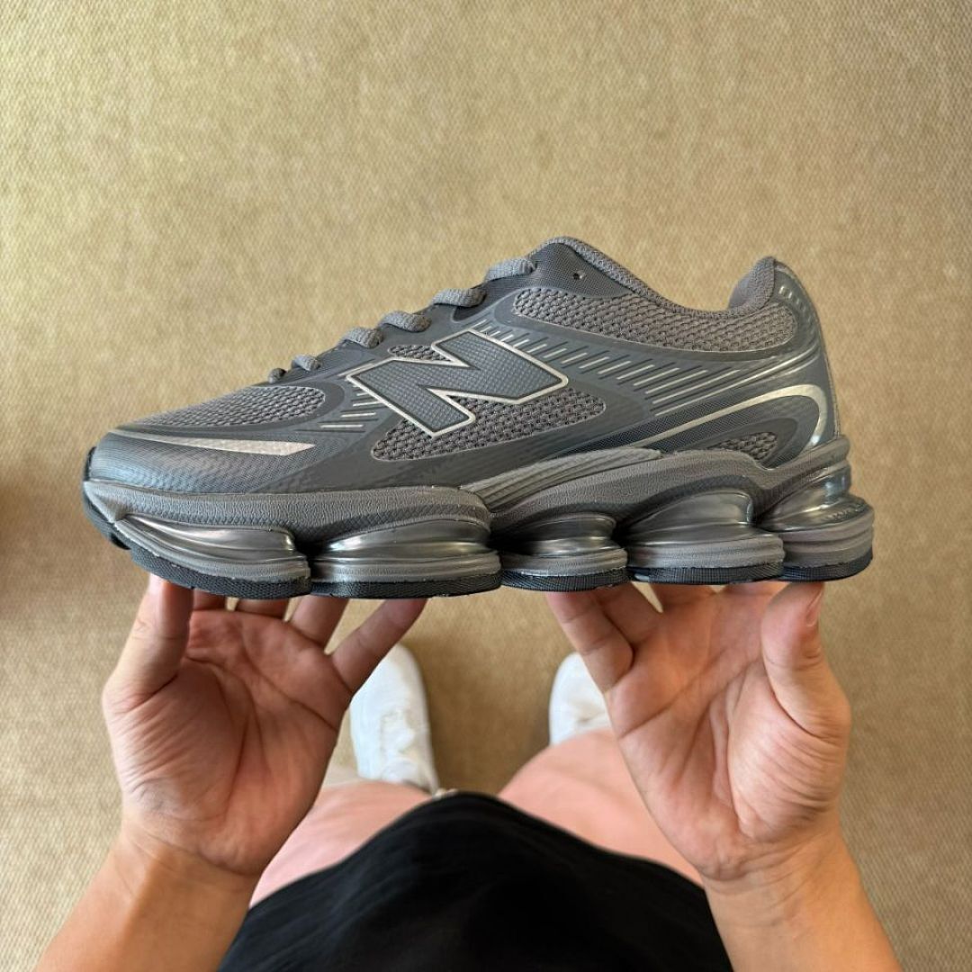 New Balance 1906R Shox Grey