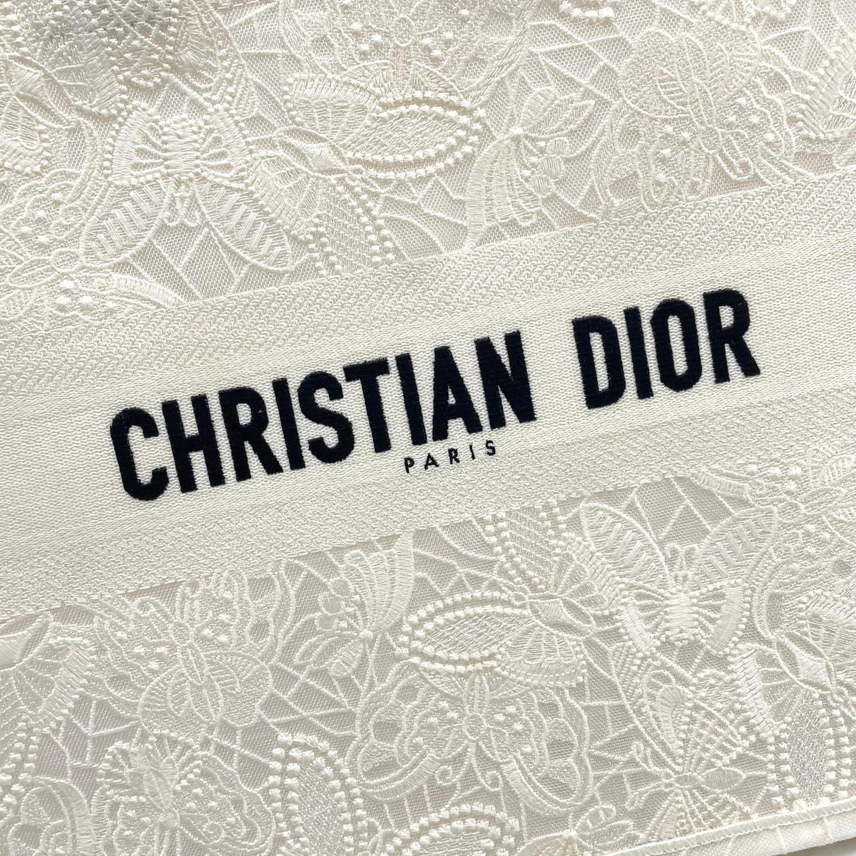 Dior Elegant White Floral Embroidered Canvas Top Handle Tote Bag