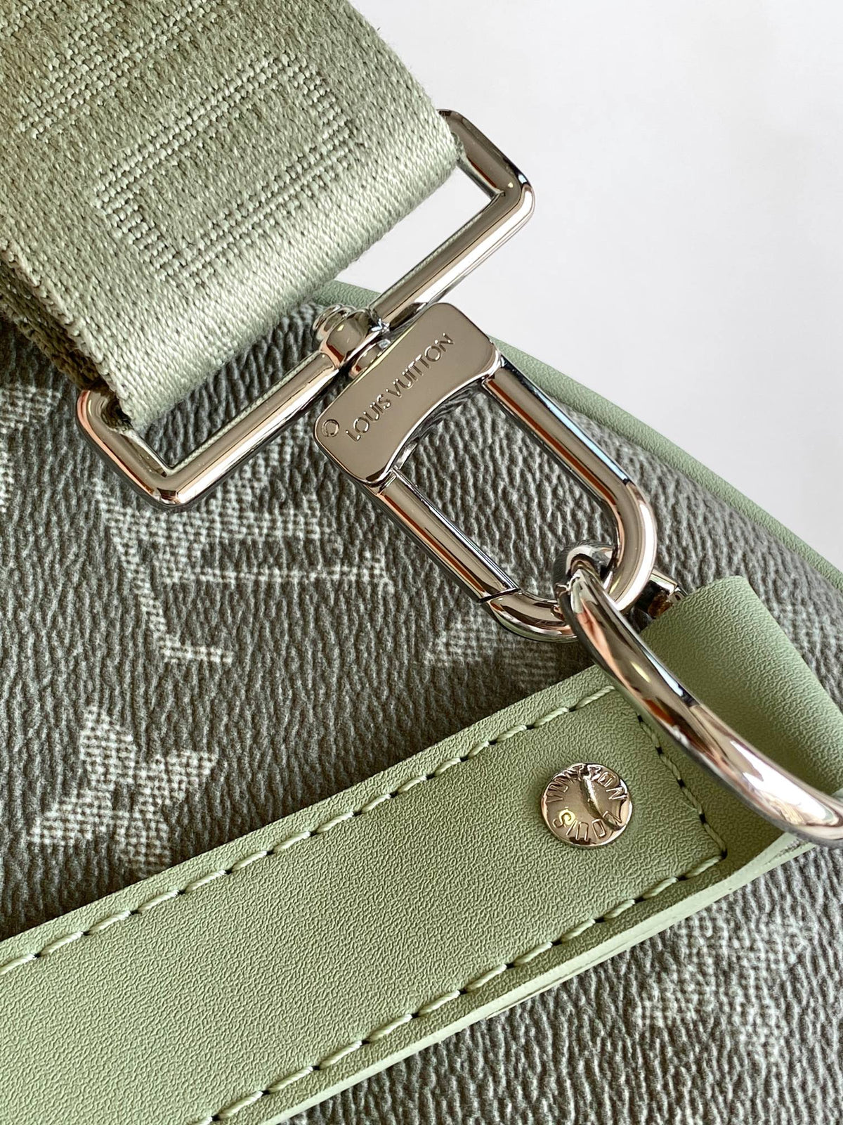 Louis Vuitton Gradient Green Monogram Canvas Travel Duffle Weekender Bag
