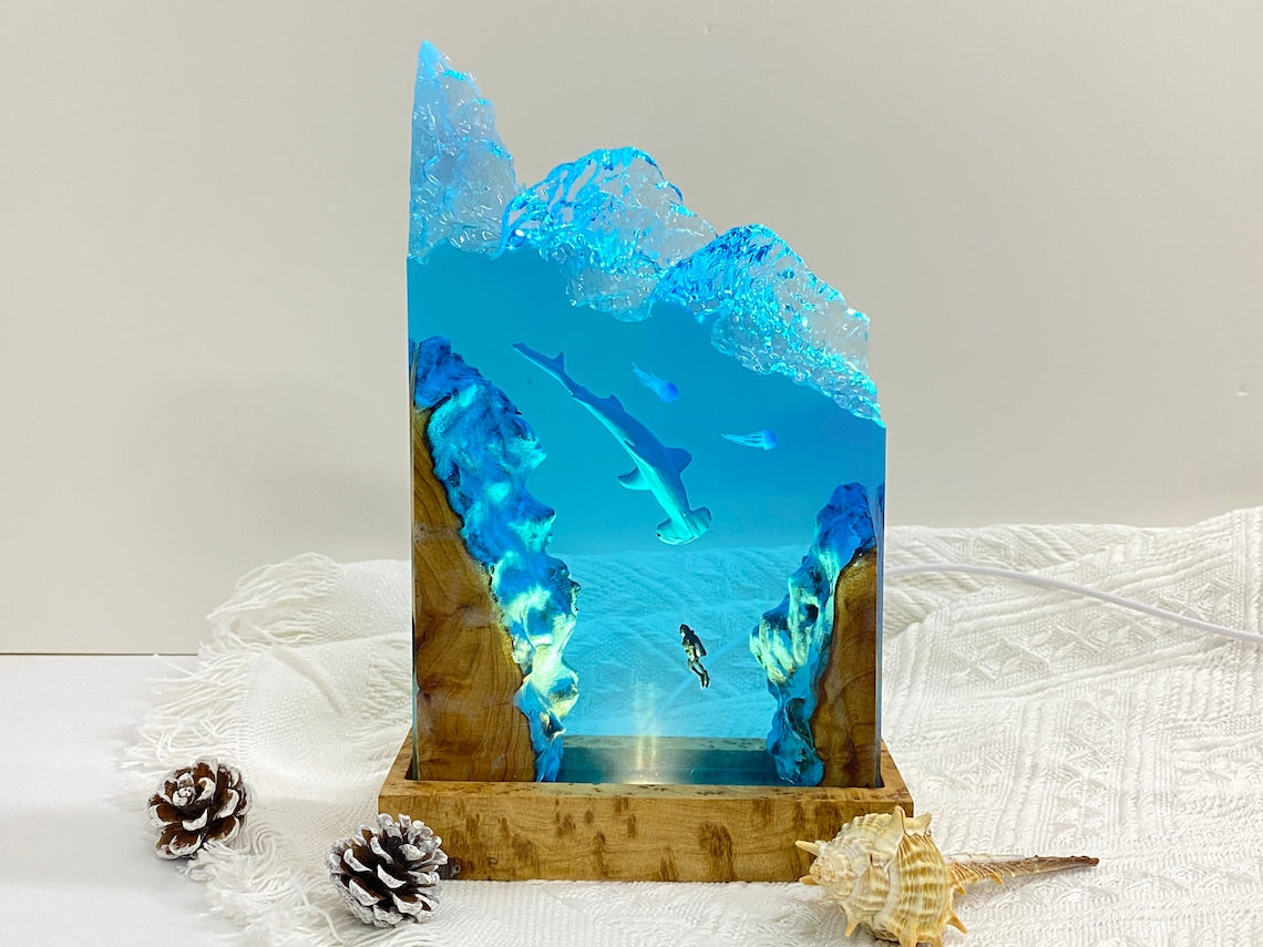 Hammerhead Shark and Diver Resin Night Light, Handmade Epoxy and Wooden Lamp, Underwater Ocean Art, Gift for Divers