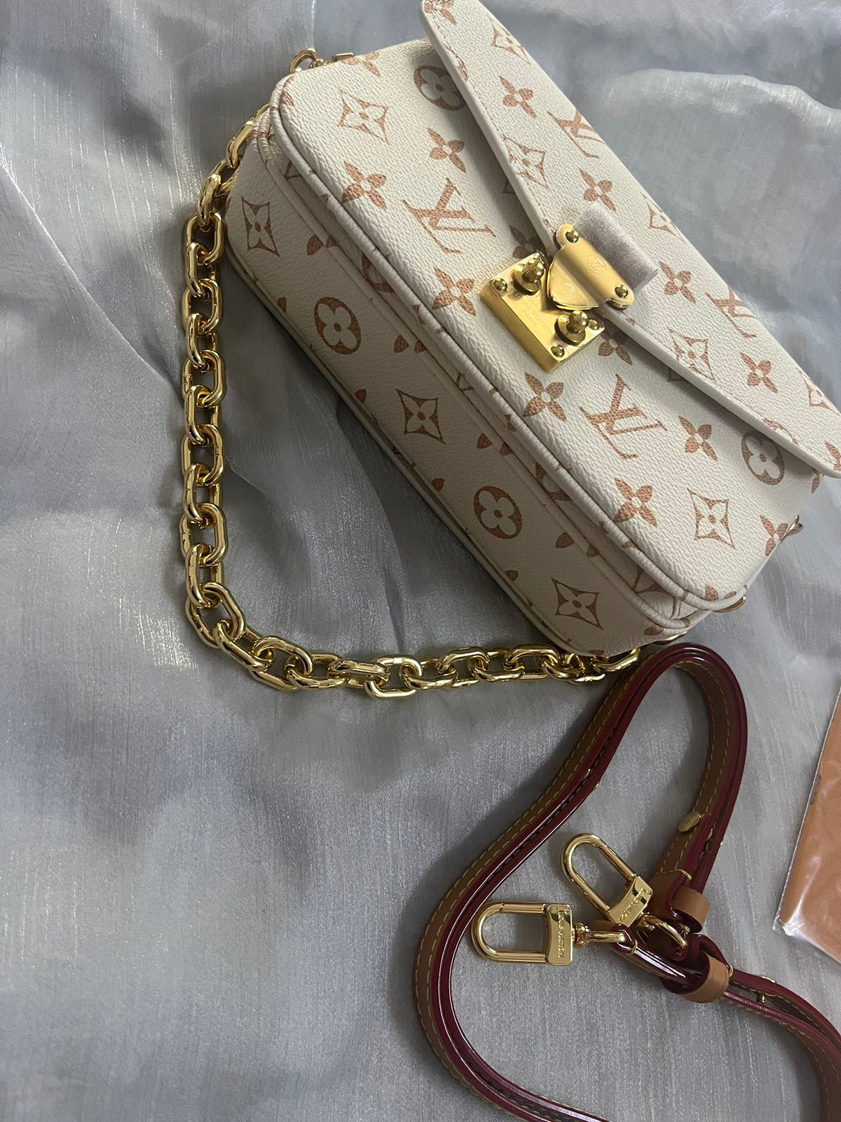 Louis Vuitton Classic White Monogram Shoulder Bag with Gold Chain and Leather Strap