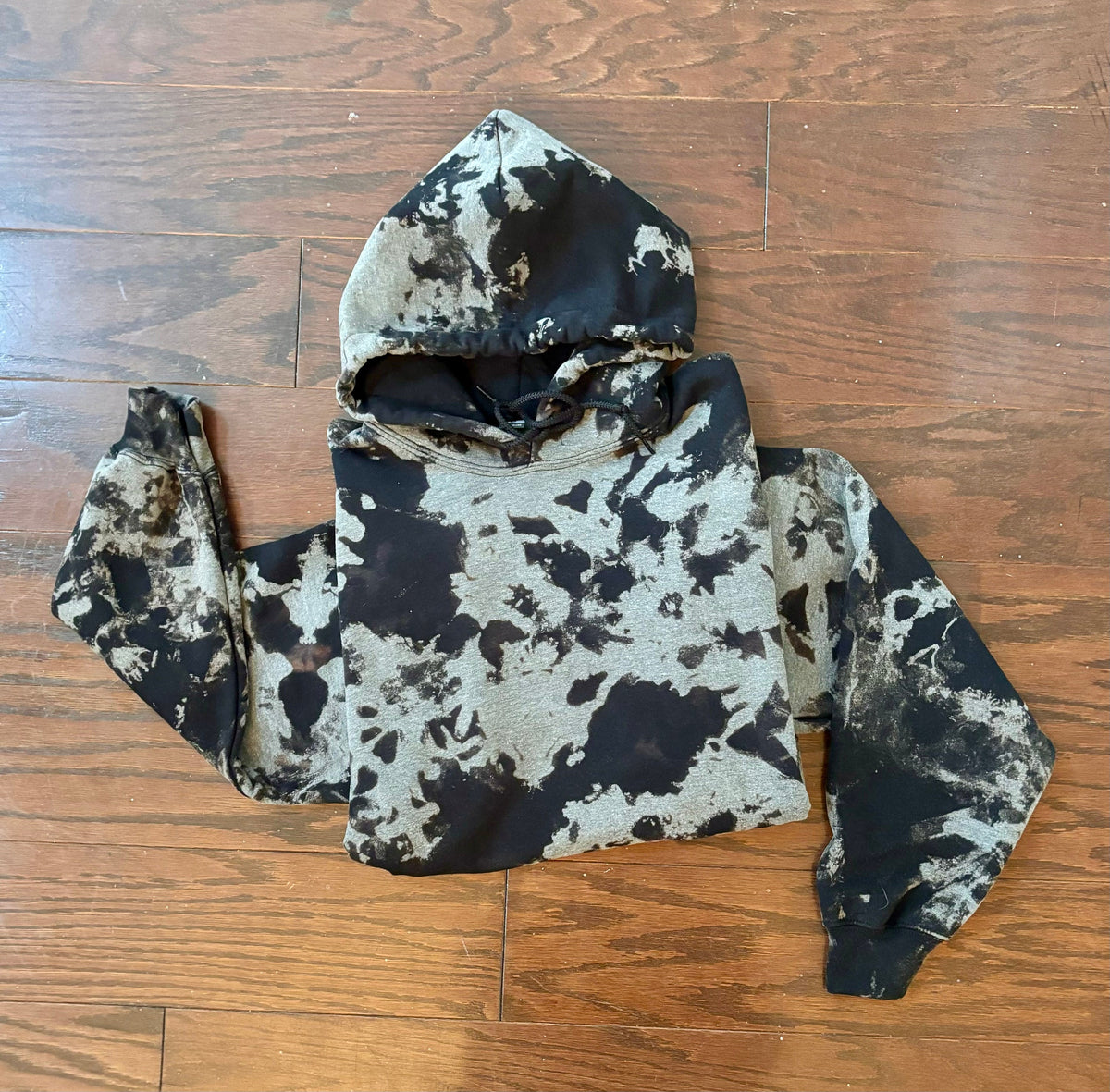 Reverse Tie Dye Acid Wash Hoodies and Sweatshirts, Custom Vintage Hoodie, Acid Wash Hoodie, Distressed Vintage Look Hoodie, Hand Dyed Shirts