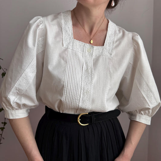 Vintage White Cotton Blouse, Puff Sleeve Lace Dirndl Top, Cottagecore Victorian Shirt